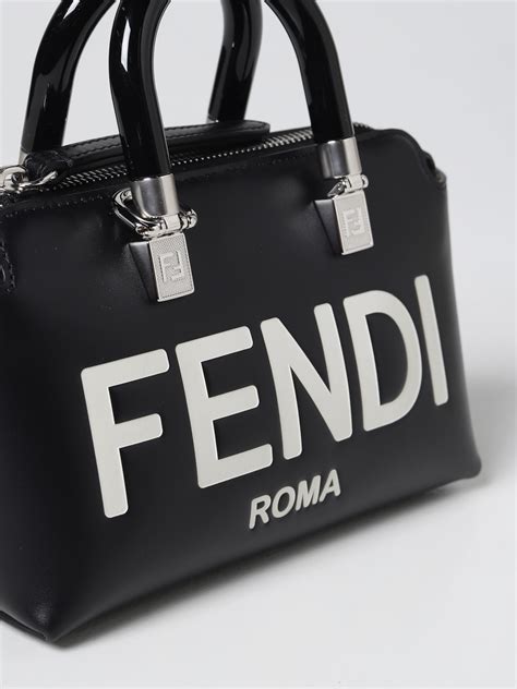 borsa mini fendi